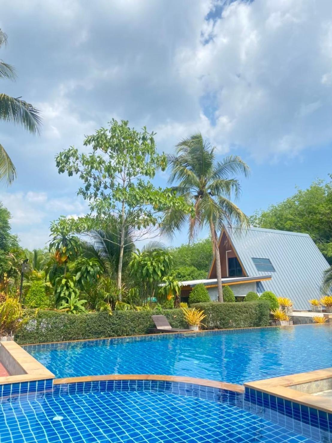 Infinite Resort And Cafe Krabi town Exteriér fotografie
